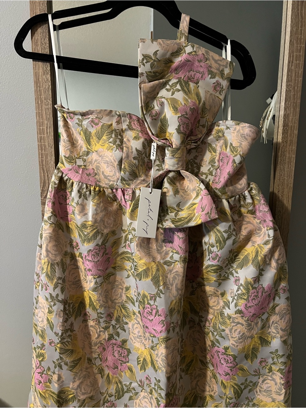 Petal & Pup Bettina Floral Bow Front One-Shoulder Maxi Dress - Picture 4 of 11
